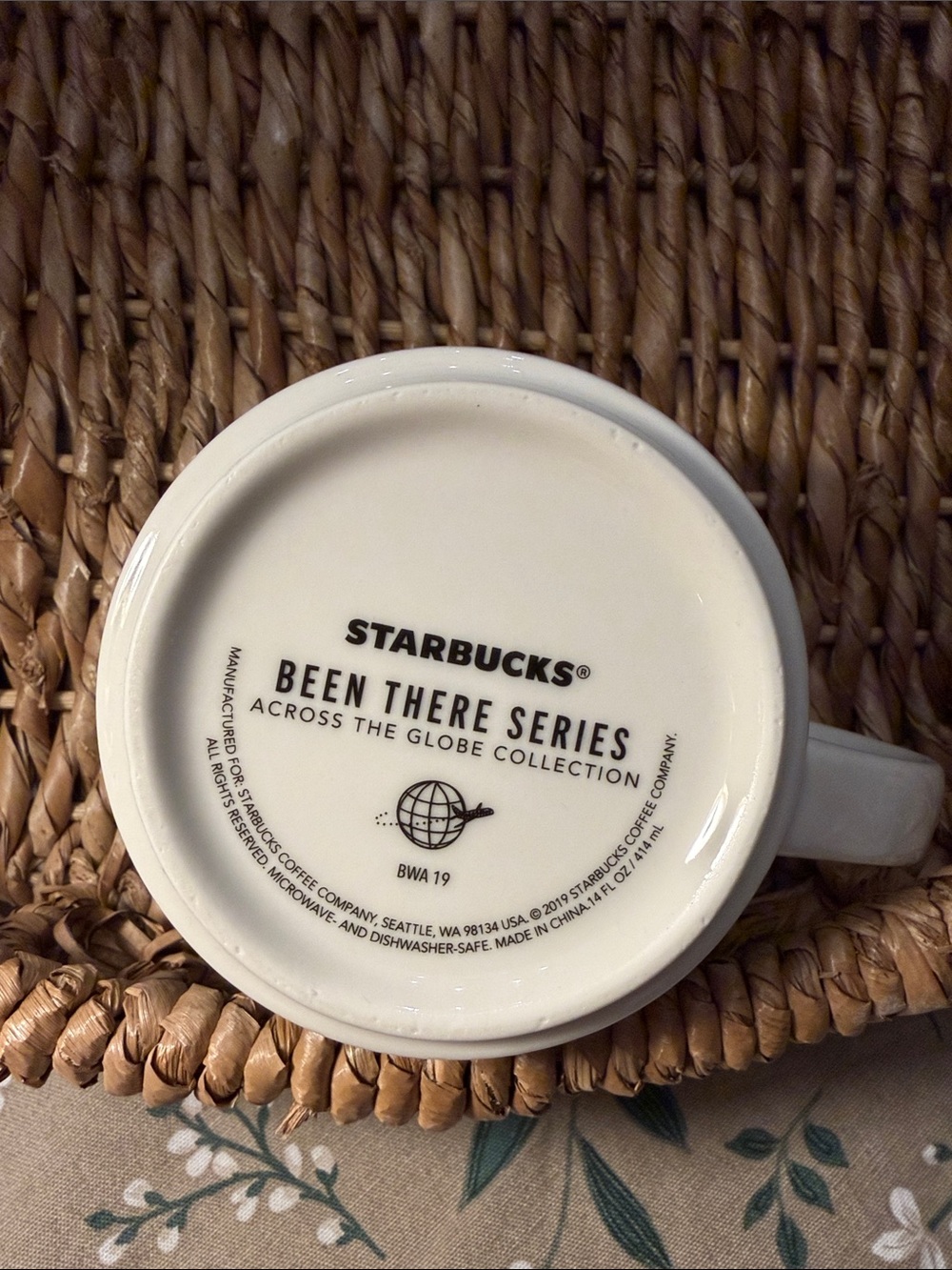 Starbucks Michigan Blue & Green Ceramic Coffee Mug 14oz - Picture 5 of 5